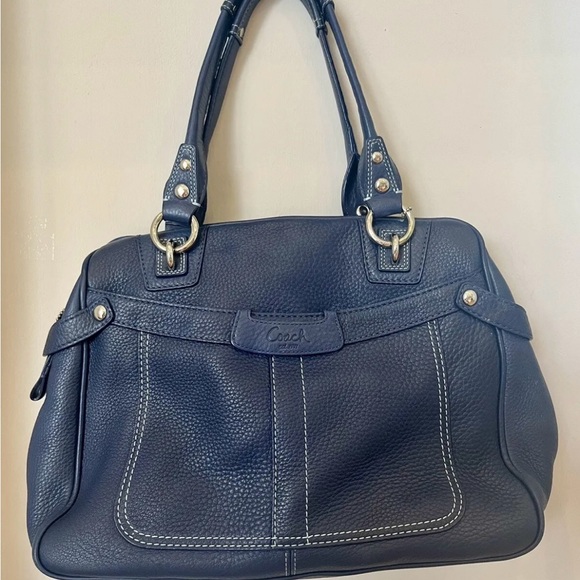 Vintage Coach Navy Blue Leather Handbag! - Picture 2 of 11